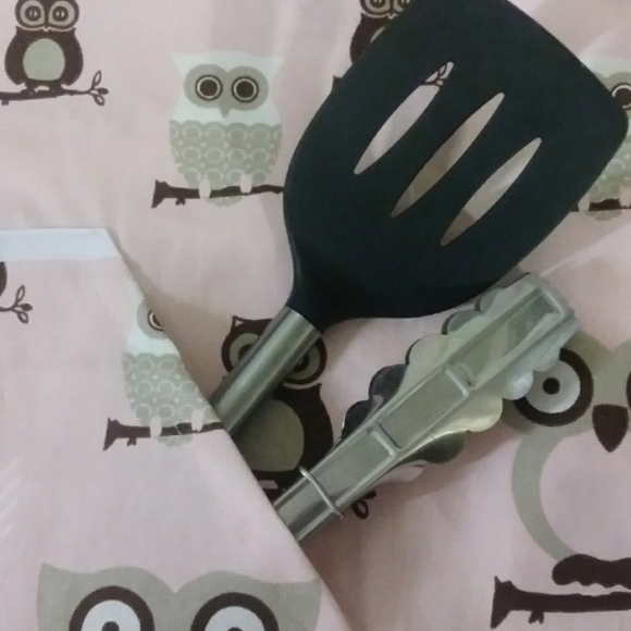 Light Pink Canvas Apron - Picture 4 of 4